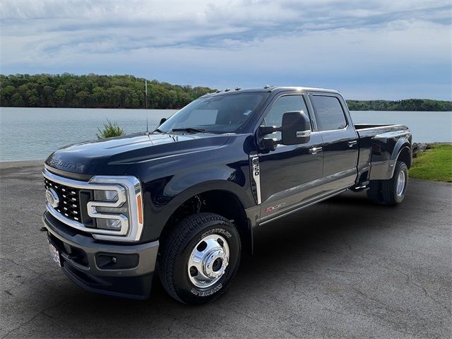 2023 Ford F-350 King Ranch