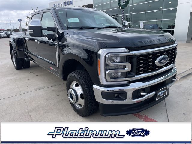 2023 Ford F-350 Lariat