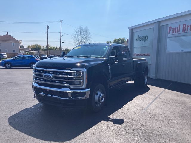 2023 Ford F-350 Lariat