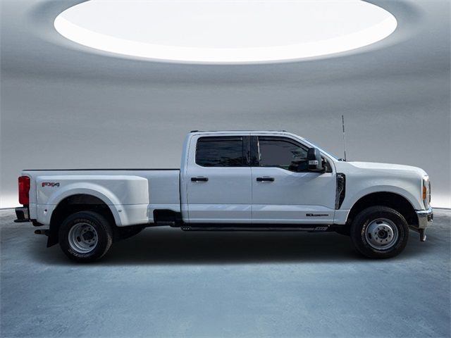 2023 Ford F-350 XLT