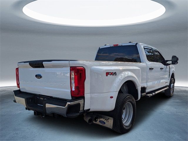 2023 Ford F-350 XLT