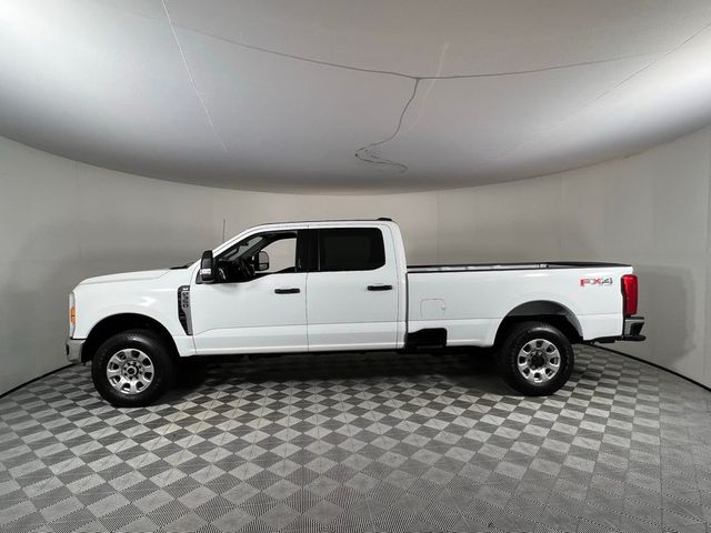 2023 Ford F-350 XLT