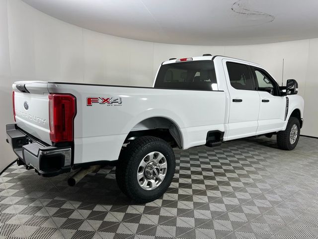 2023 Ford F-350 XLT