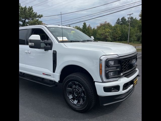 2023 Ford F-350 Lariat