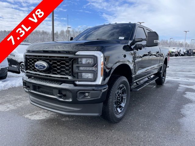 2023 Ford F-350 Lariat