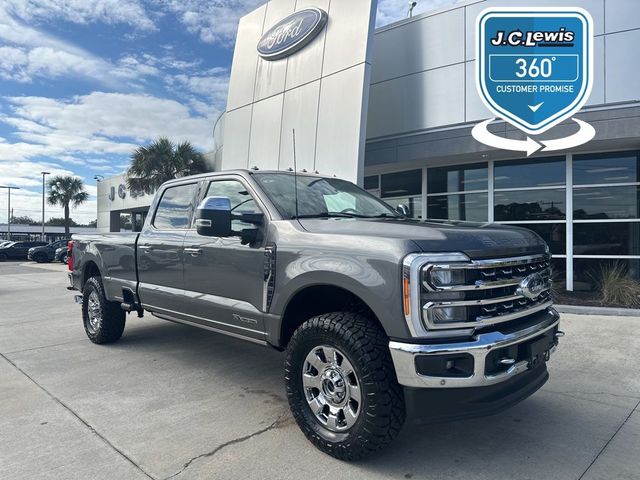 2023 Ford F-350 Lariat