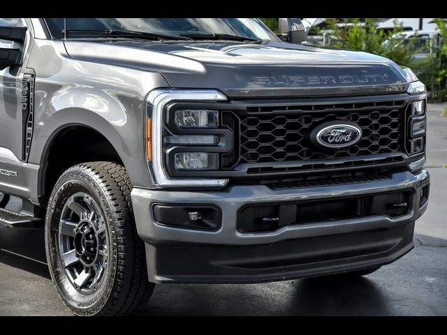 2023 Ford F-350 Lariat