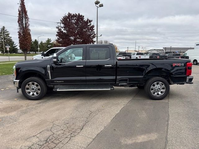 2023 Ford F-350 Lariat