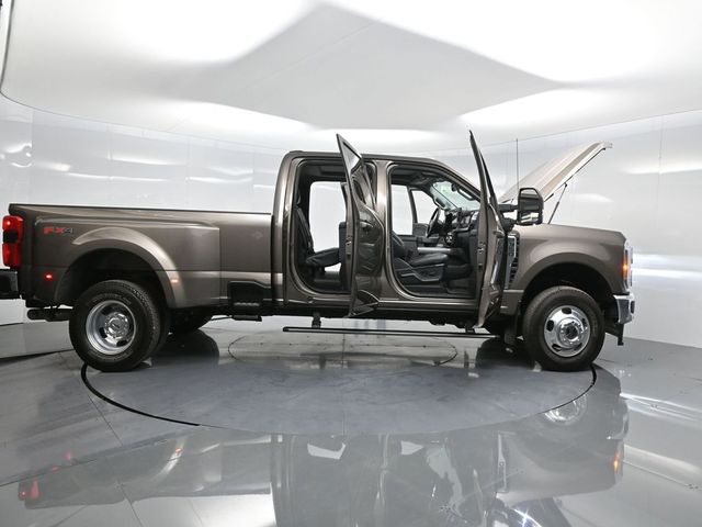 2023 Ford F-350 Lariat