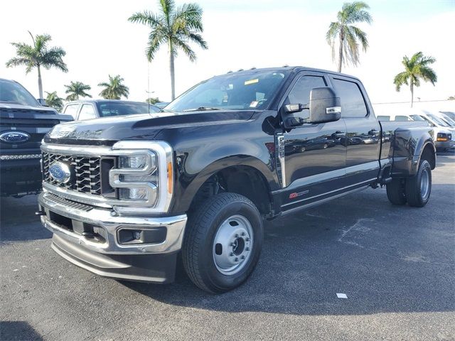 2023 Ford F-350 Lariat