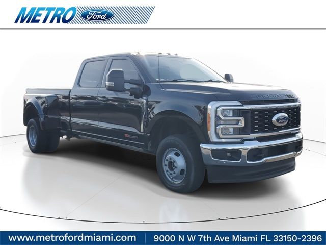 2023 Ford F-350 Lariat