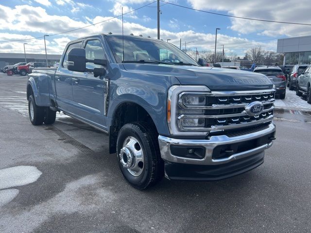 2023 Ford F-350 Lariat