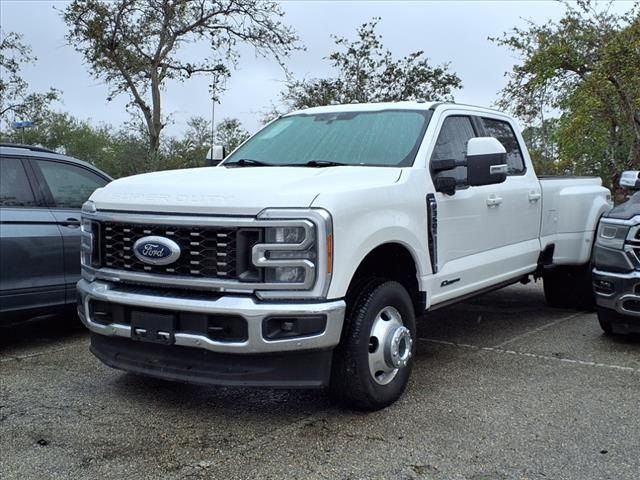 2023 Ford F-350 Lariat