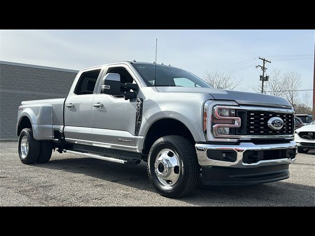 2023 Ford F-350 Lariat