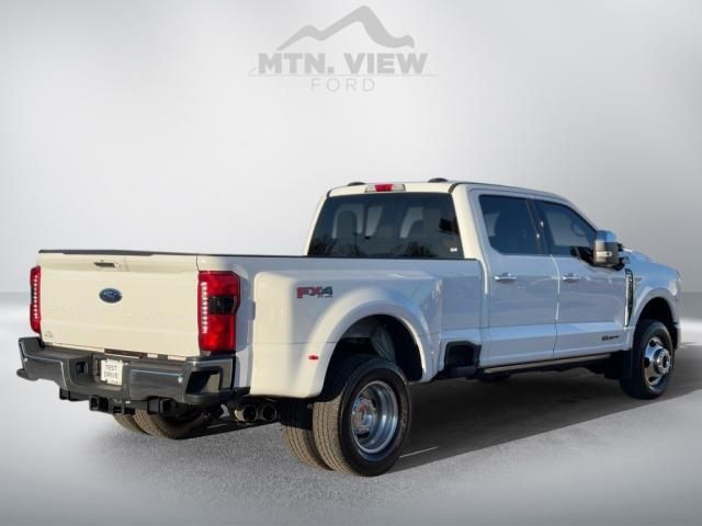 2023 Ford F-350 Lariat