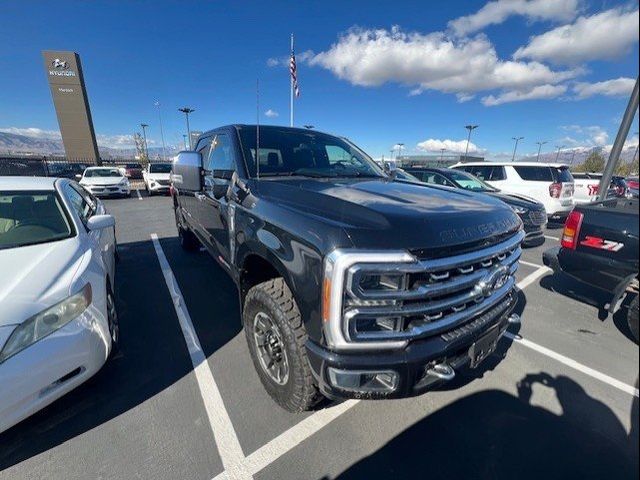 2023 Ford F-350 Platinum