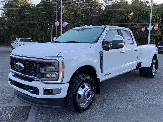 2023 Ford F-350 Platinum