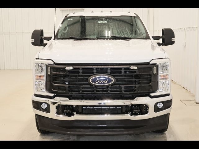 2023 Ford F-350 XL