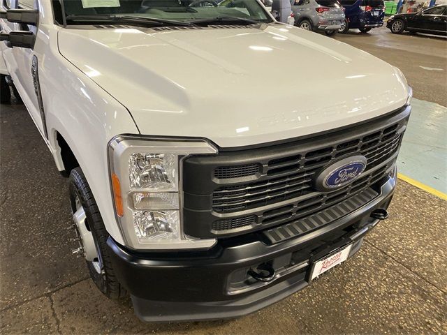 2023 Ford F-350 XL