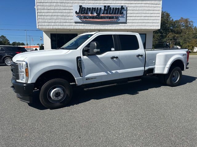 2023 Ford F-350 