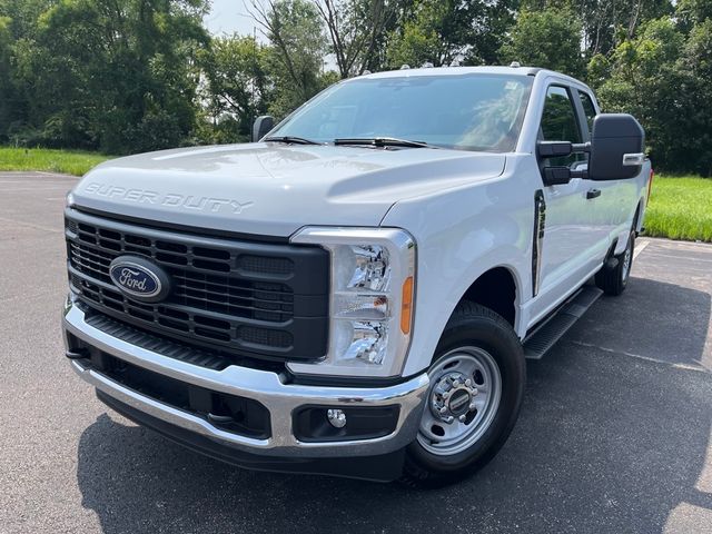 2023 Ford F-350 XL