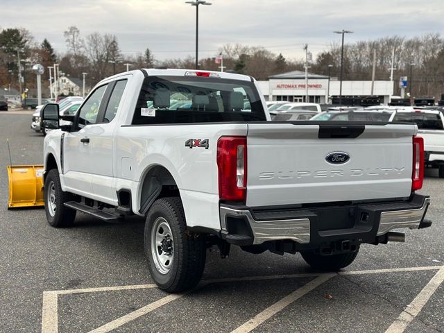 2023 Ford F-350 XL