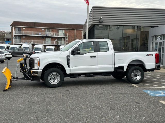 2023 Ford F-350 XL