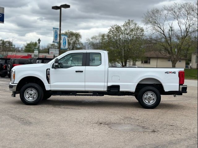 2023 Ford F-350 XL