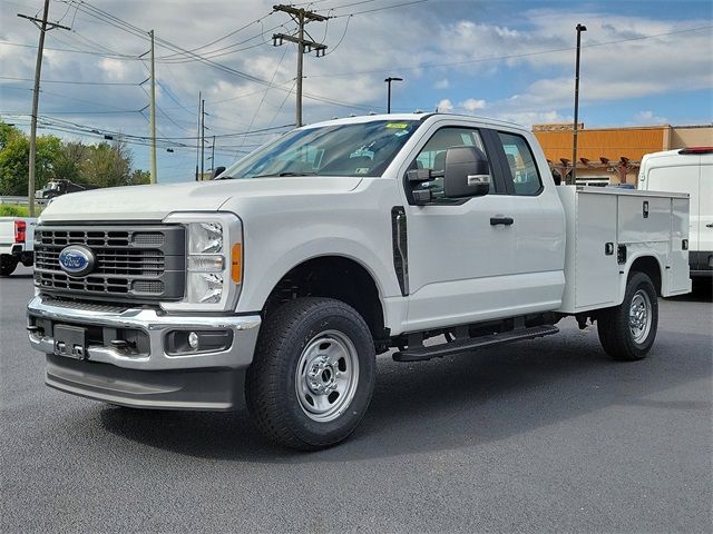 2023 Ford F-350 XL