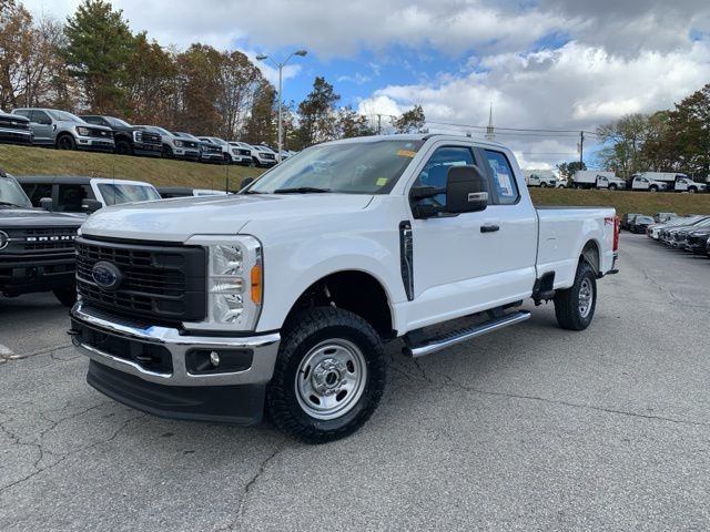 2023 Ford F-350 XL