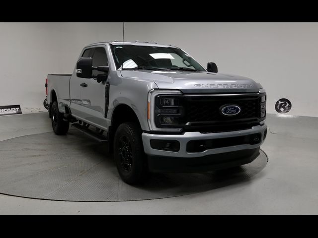 2023 Ford F-350 XL