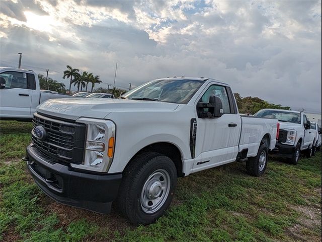 2023 Ford F-350 XL