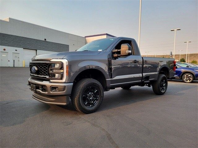 2023 Ford F-350 XL