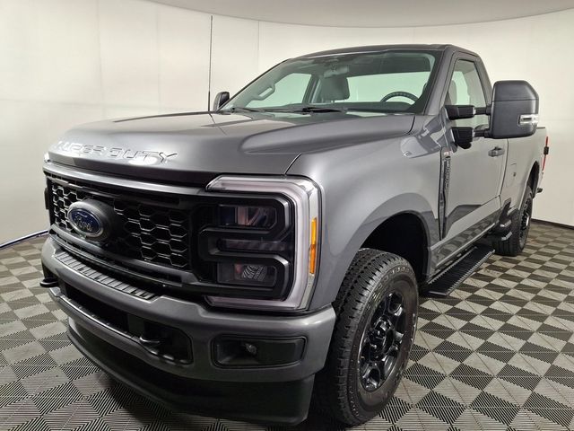 2023 Ford F-350 XL