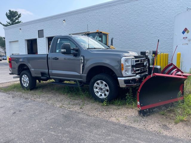 2023 Ford F-350 XLT