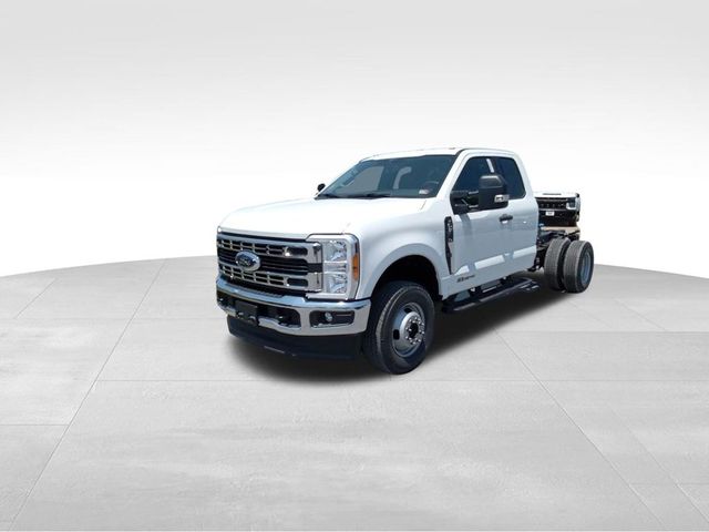 2023 Ford F-350 XLT