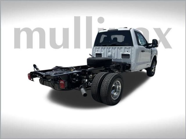 2023 Ford F-350 XLT