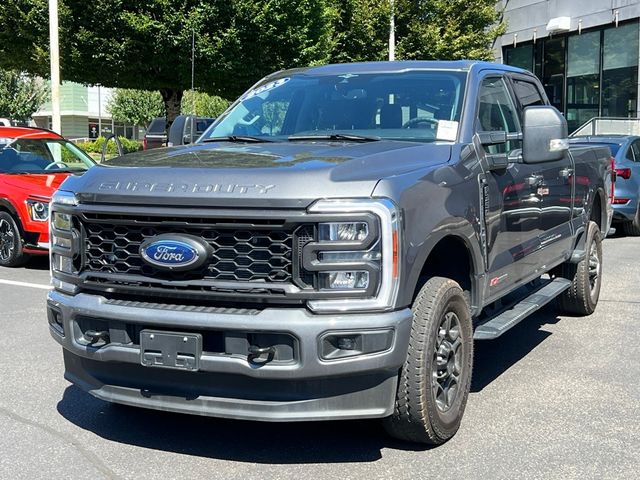 2023 Ford F-350 XLT