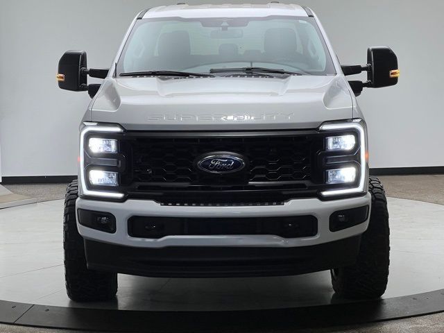 2023 Ford F-350 XLT