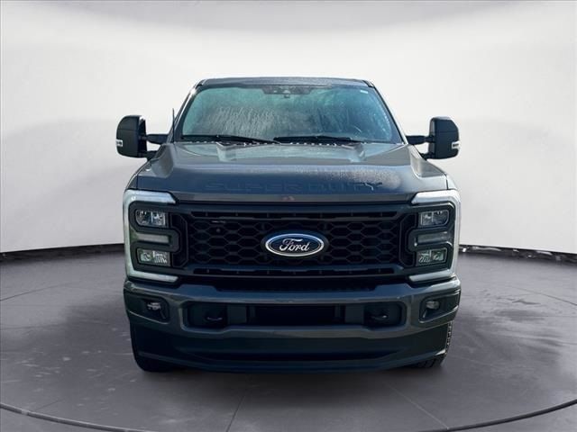 2023 Ford F-350 XLT