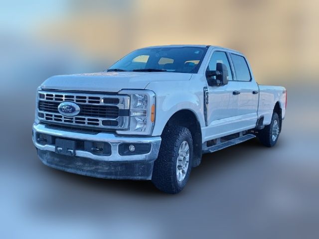 2023 Ford F-350 XLT