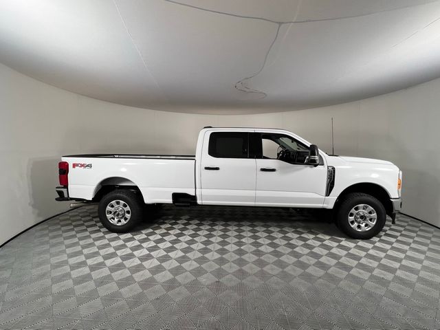 2023 Ford F-350 XLT