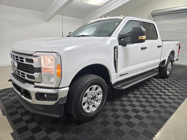 2023 Ford F-350 XLT