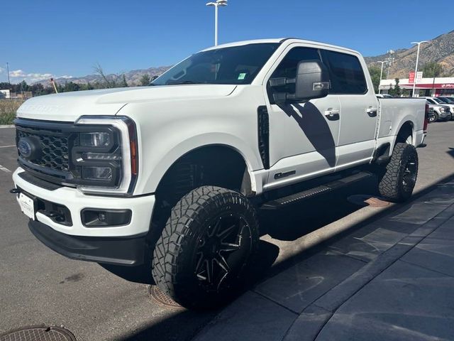 2023 Ford F-350 XLT