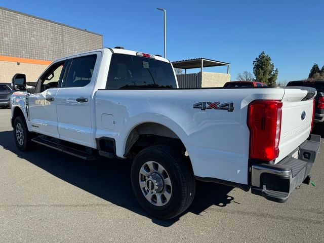 2023 Ford F-350 XLT