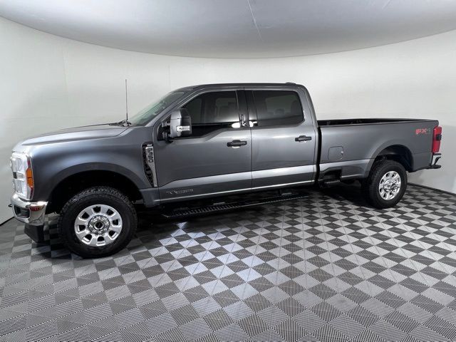 2023 Ford F-350 XLT