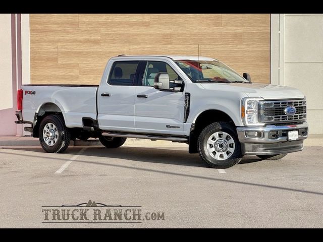 2023 Ford F-350 XLT