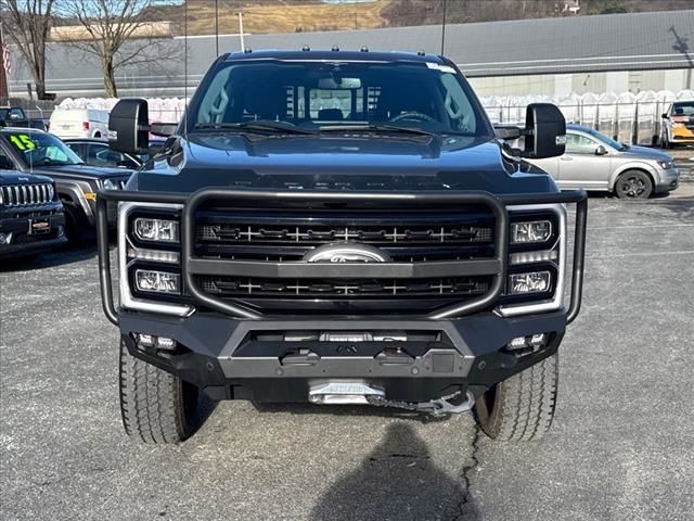 2023 Ford F-350 XLT