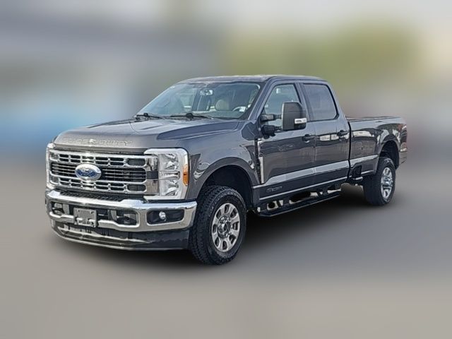 2023 Ford F-350 XLT