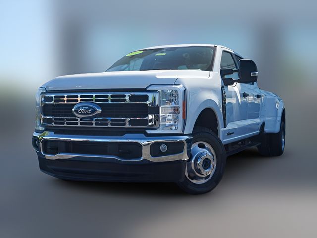 2023 Ford F-350 XLT